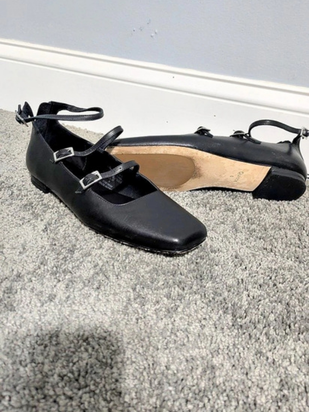 Black Mary Jane Flats - Picture 3 of 3